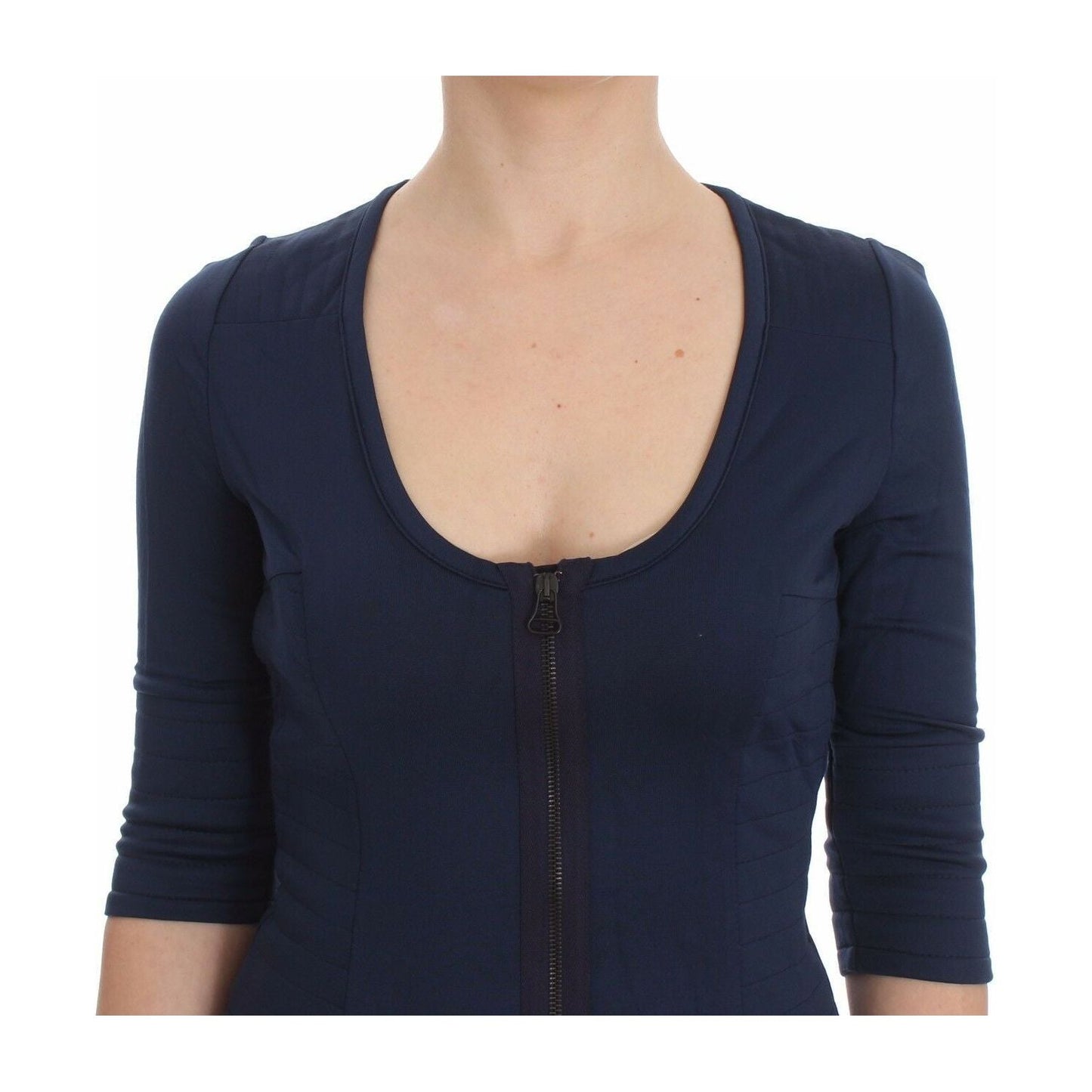Exte Chic Zippered Crew-Neck Blue Sweater Exte Tan