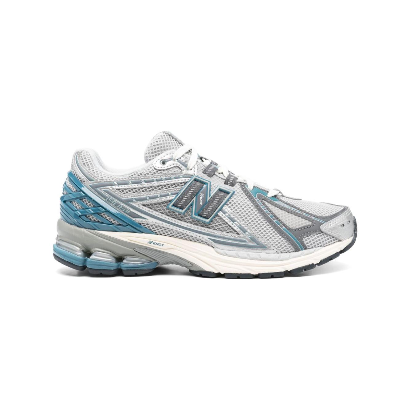 New Balance Sneakers Grey Sneakers New Balance Light Gray