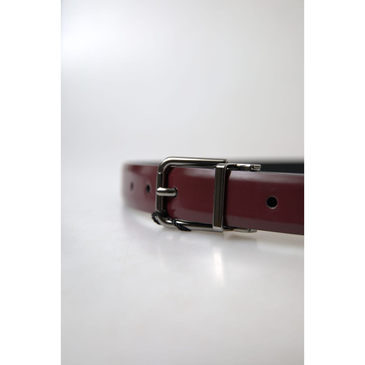 Dolce & Gabbana Elegant Bordeaux Leather Belt with Metal Buckle Dolce & Gabbana Light Gray