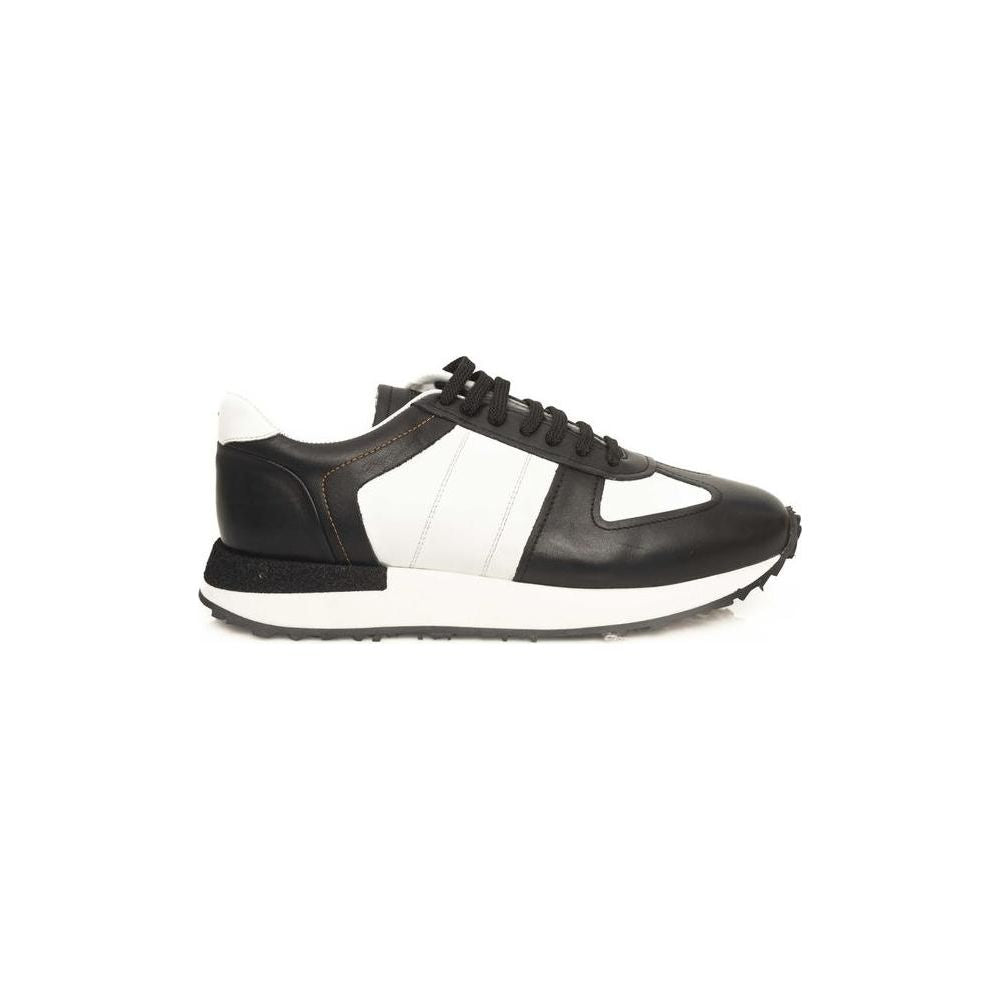 Cerruti 1881 Black Calfskin Men Sneaker Cerruti 1881 White Smoke