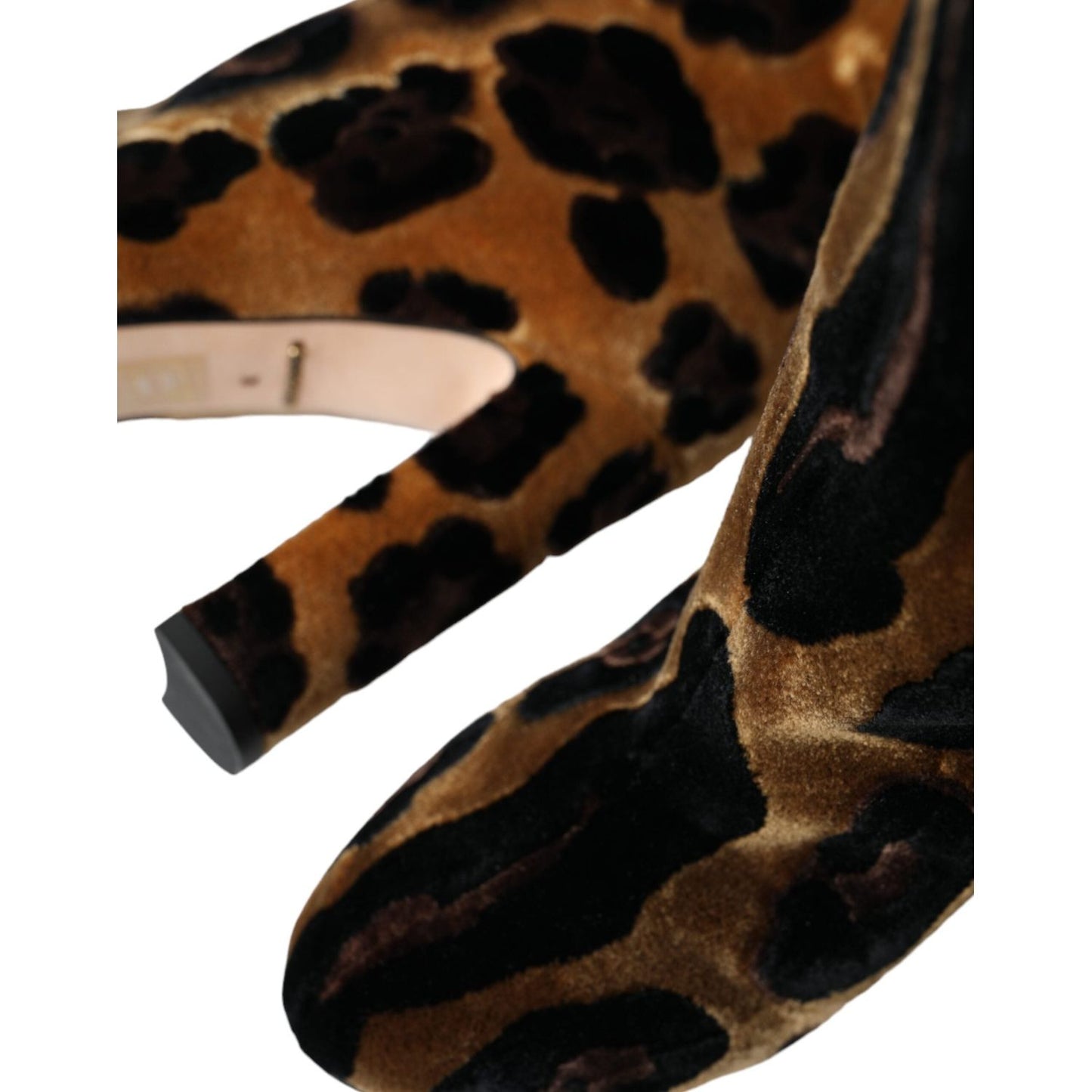 Dolce & Gabbana Dolce & Gabbana Brown Giraffe Velvet Leather Boots Shoes LA11142-36 1728,67345645728,Boots - Women - Shoes,Brown,Dolce & Gabbana,EU36/US5.5,Material: 90% Viscose velvet 10% Leather,New with tags,Shoes,Women - Shoes