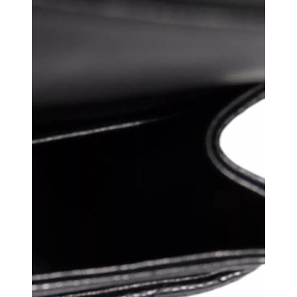 Chanel Black Caviar Medium Classic Double Flap Shoulder Quilted Silver Bag Chanel Black