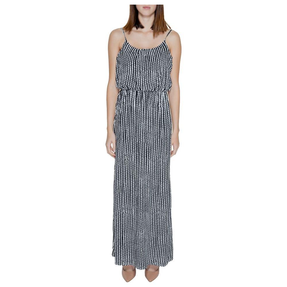 Only Only Black Viscose Dress ON-7416000009-IT36|XXS 1728,71956299936,Black,Clothing,Dresses - Women - Clothing,IT36|XXS,IT38|XS,New with tags,Only,Women,Women - Clothing
