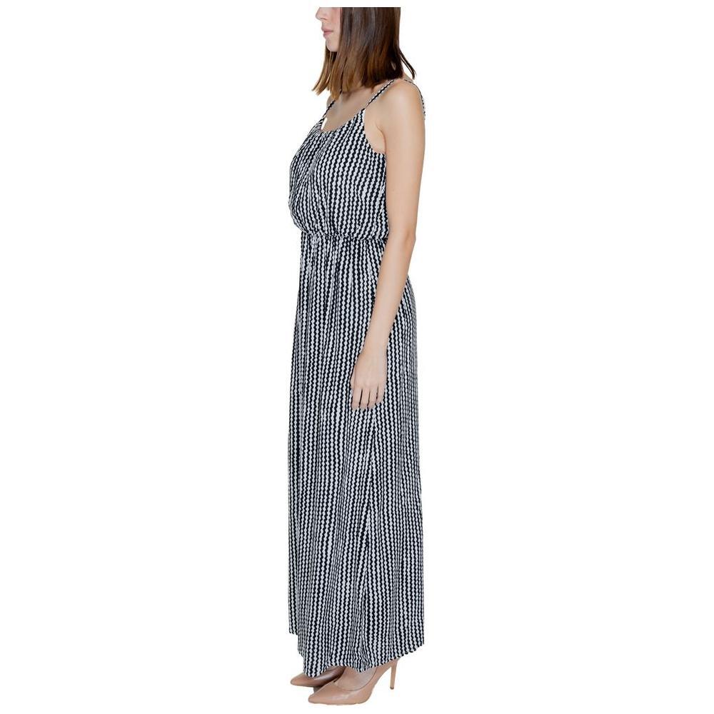 Only Only Black Viscose Dress ON-7416000009-IT36|XXS 1728,71956299936,Black,Clothing,Dresses - Women - Clothing,IT36|XXS,IT38|XS,New with tags,Only,Women,Women - Clothing