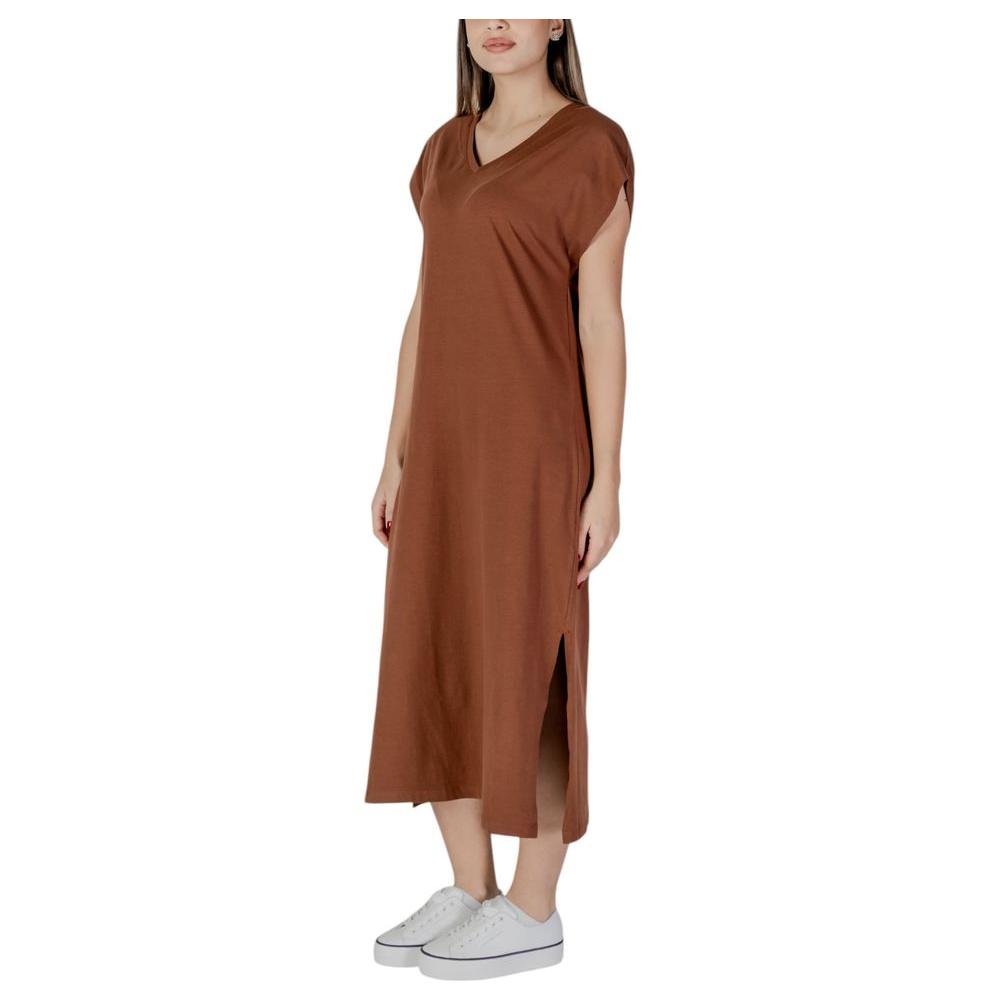 B.Young Brown Cotton Dress B.Young Sienna