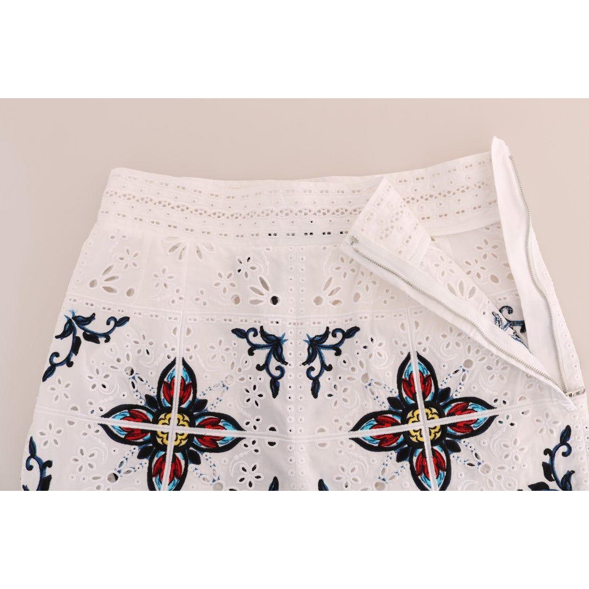 Dolce & Gabbana Majolica Embroidered Capri Elegance Dolce & Gabbana Light Gray