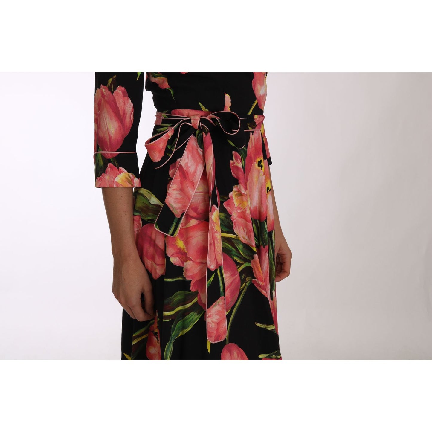 Dolce & Gabbana Elegant Black Shift Dress with Pink Tulips Print Dolce & Gabbana Light Gray