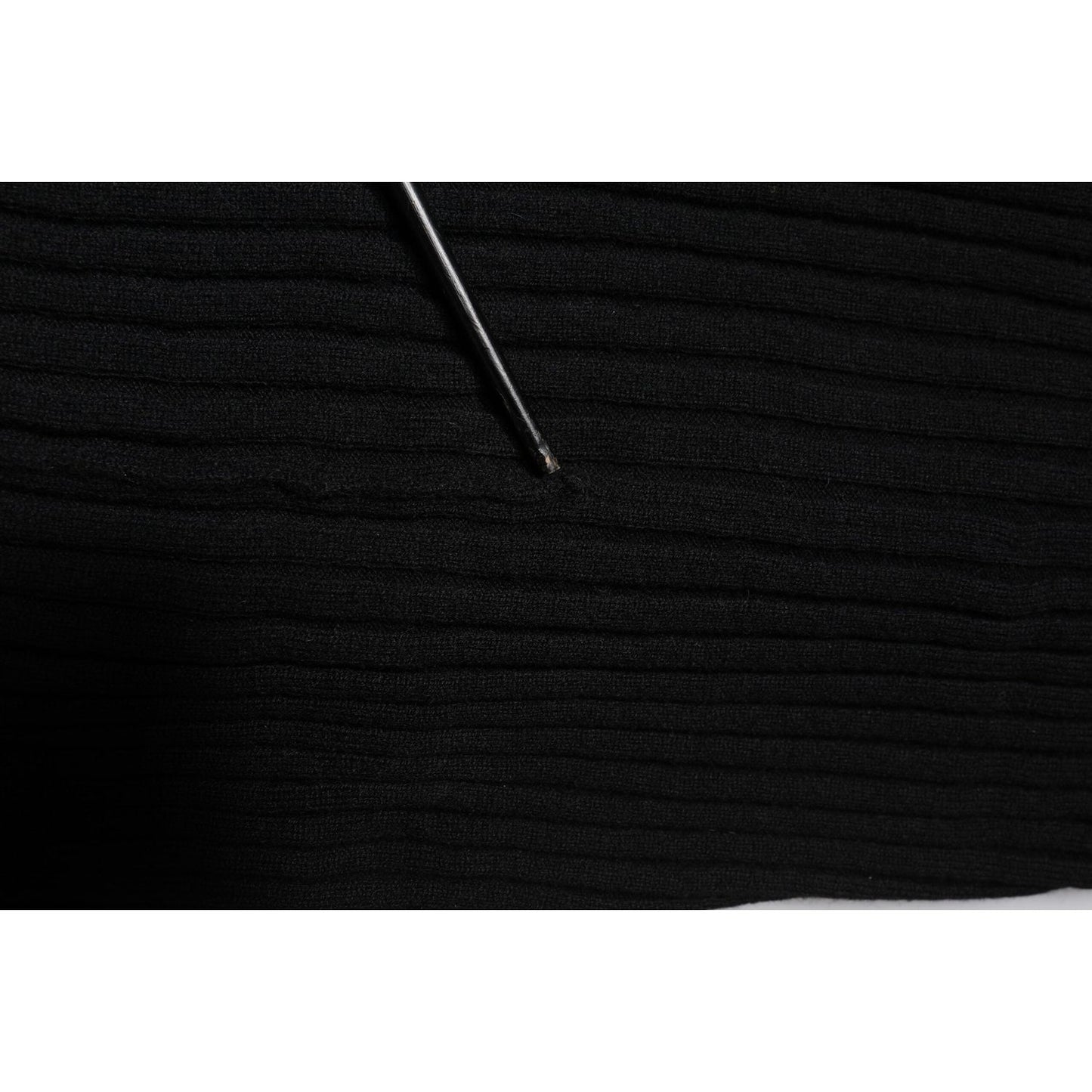 Dolce & Gabbana Black Cashmere Knitted Neck Warmer Foulard Scarf MS7362