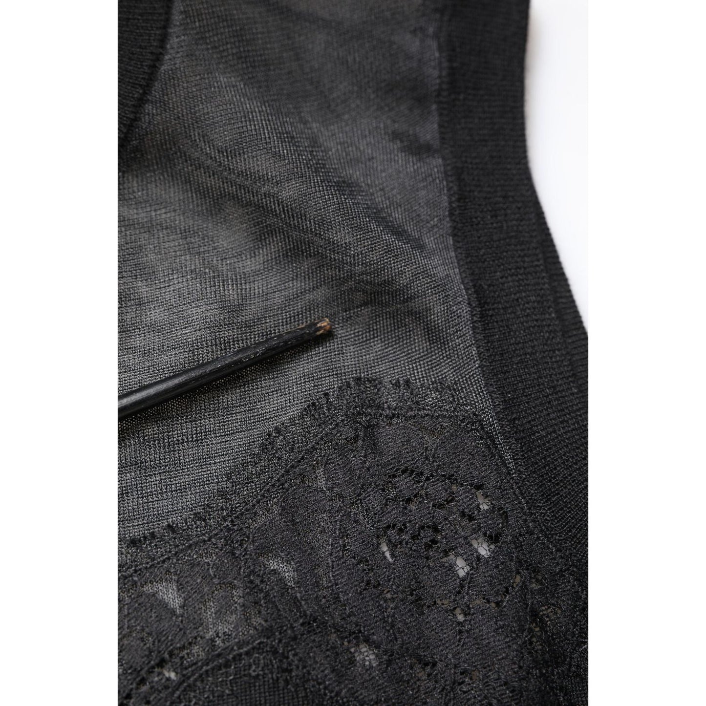 Dolce & Gabbana Black Lace Sheer Crew Neck Sleeveless Top TSH878592-38