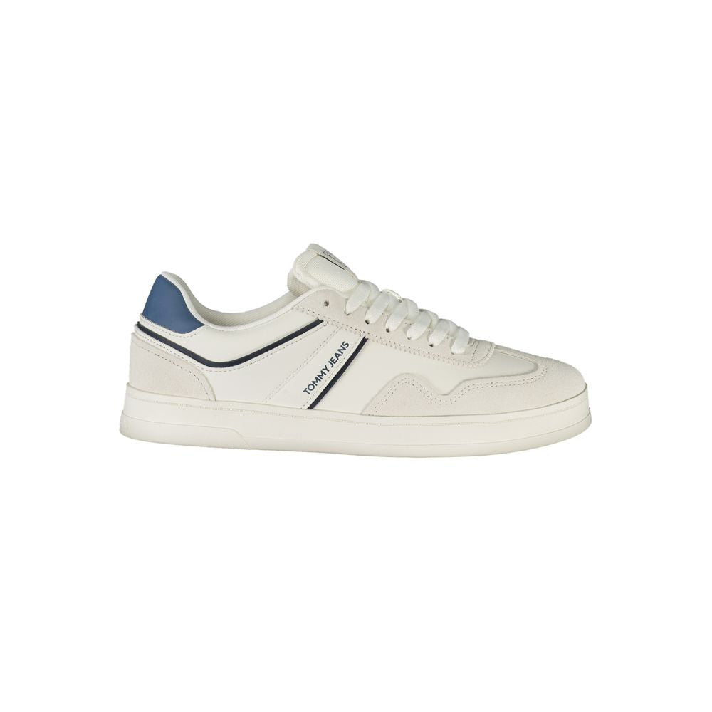 Tommy Hilfiger white polyethylene men's sneaker with contrasting details and logo, designed for comfort and style.