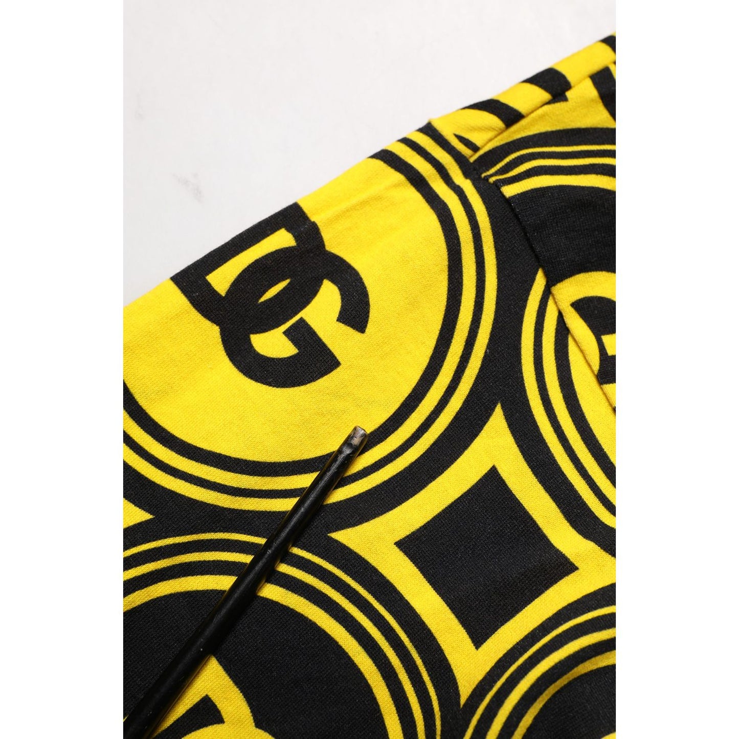 Invicta Yellow Black Logo Geometric Pattern T-shirt