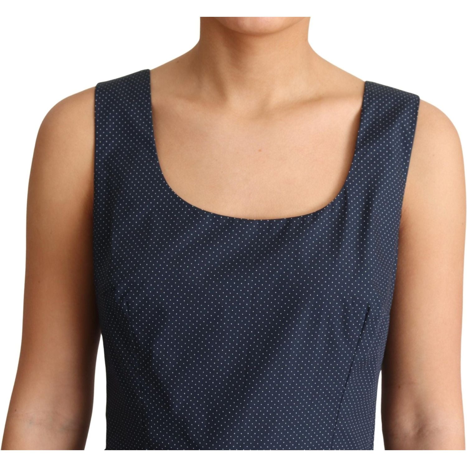 优雅圆点蓝色 A 字连衣裙