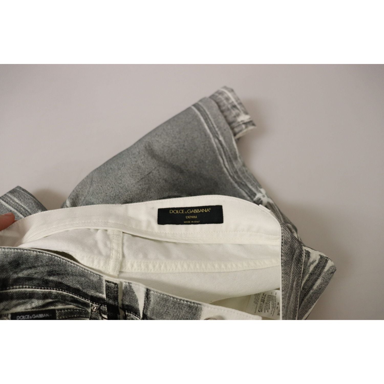 高腰灰色牛仔优雅