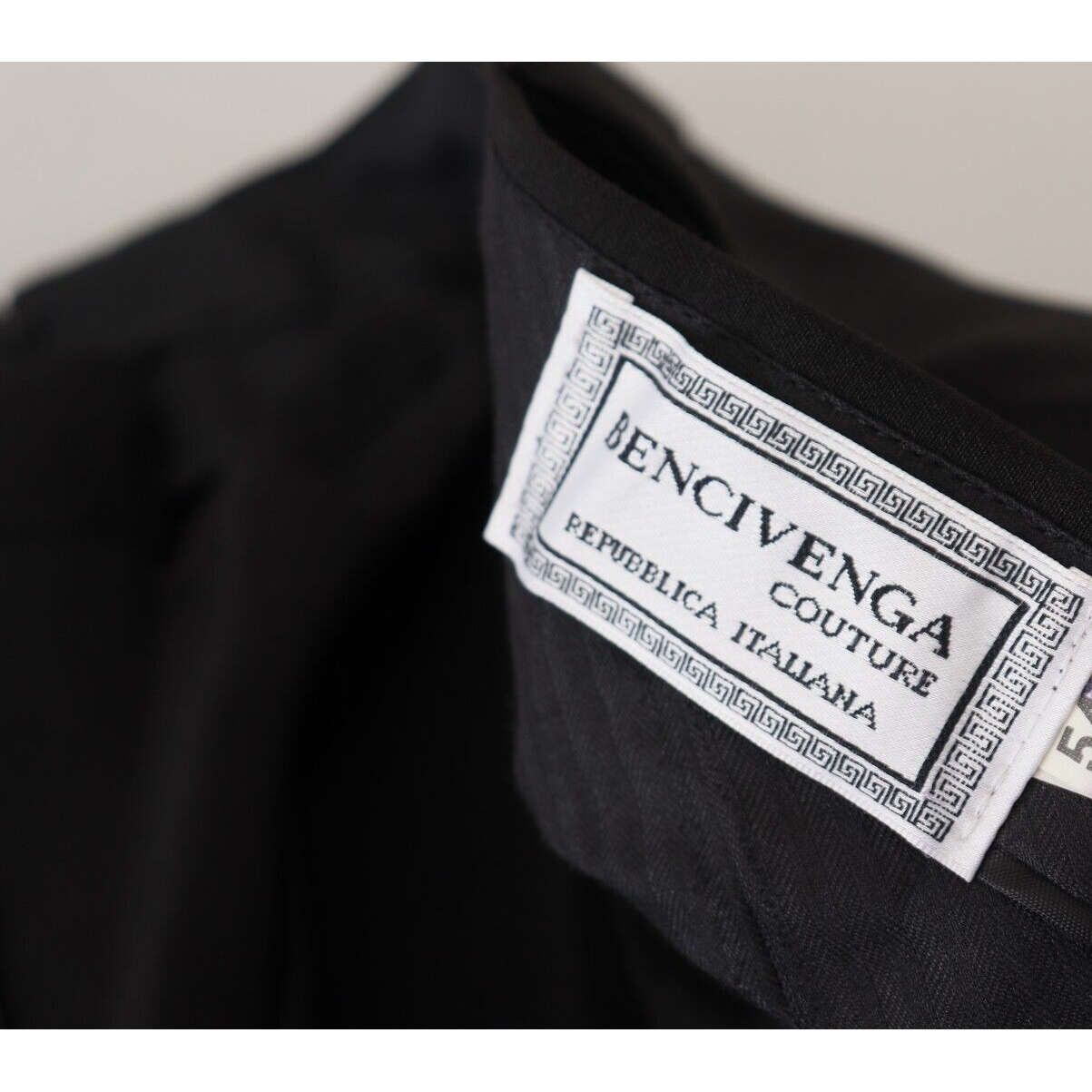 优雅黑色 MainLine 长裤