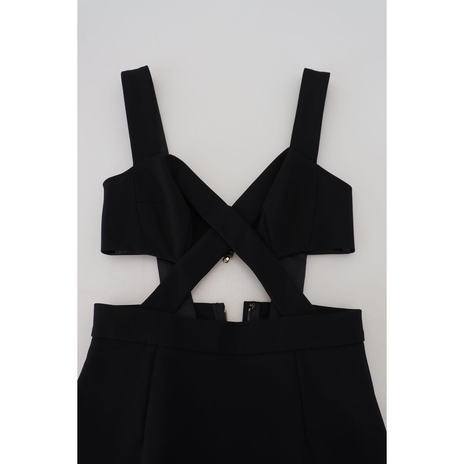 优雅黑色中长直筒连衣裙