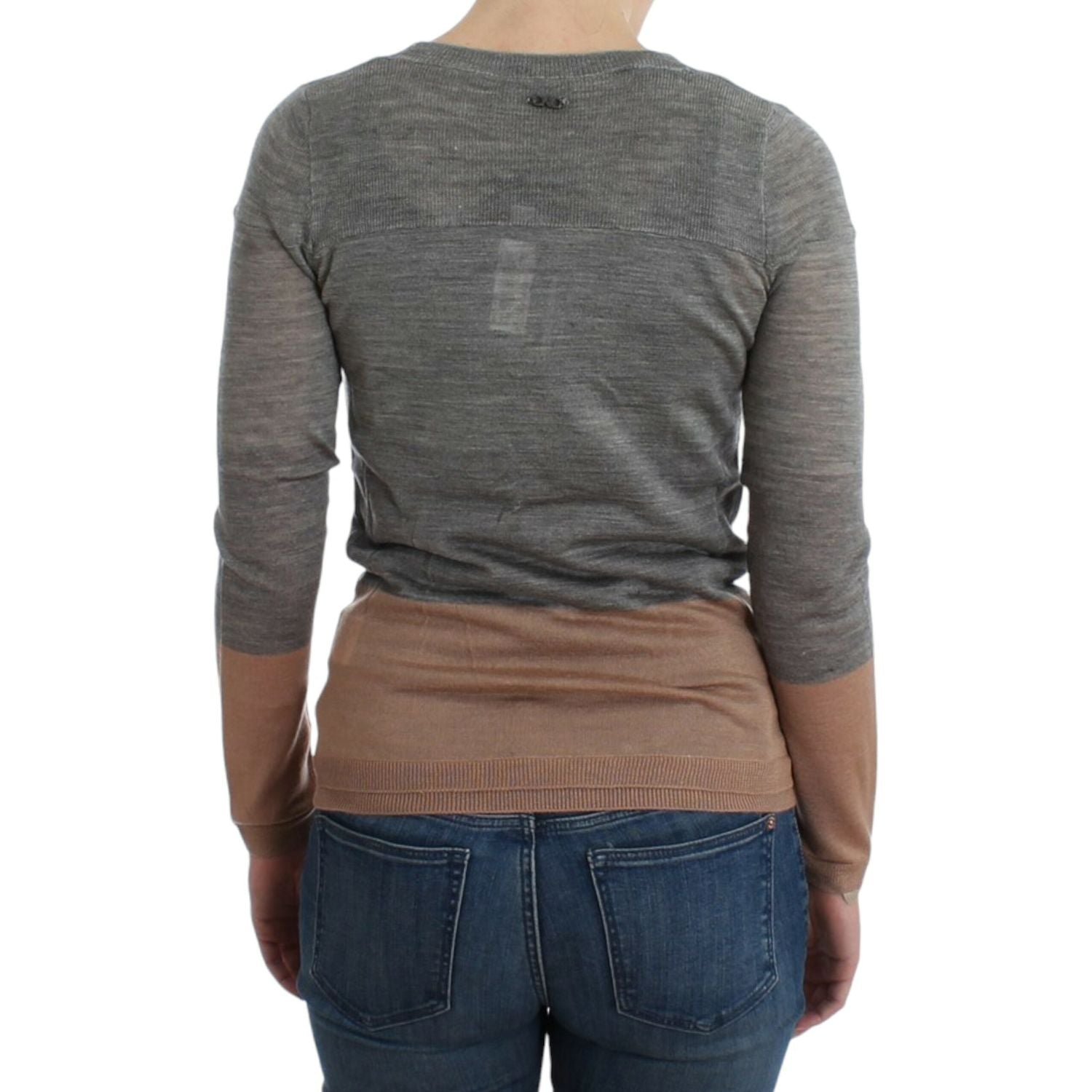 优雅灰色腈纶羊毛开衫