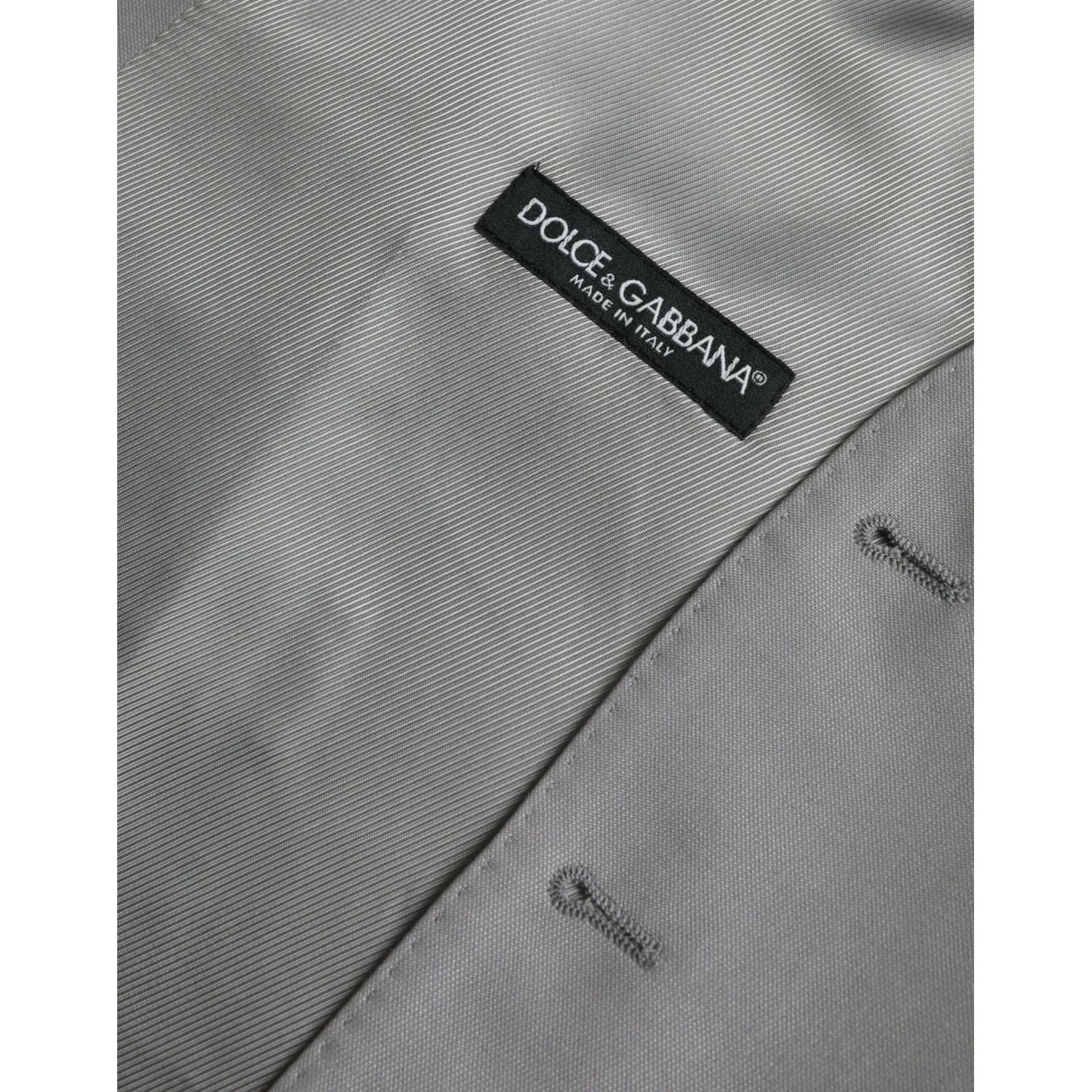 浅灰色羊毛正装马甲背心