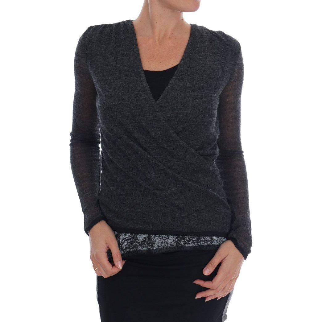 别致的灰色蕾丝袖衬衫