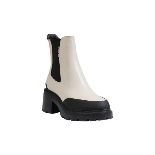 Tommy Hilfiger Jeans Tommy Hilfiger Jeans Beige Leather Boot TO-14582002507-EU36/US6 1728,71956299936,Beige,Boots - Women - Shoes,EU36/US6,EU37/US7,EU38/US8,EU39/US9,EU40/US10,New with tags,Shoes,Tommy Hilfiger Jeans,Women,Women - Shoes