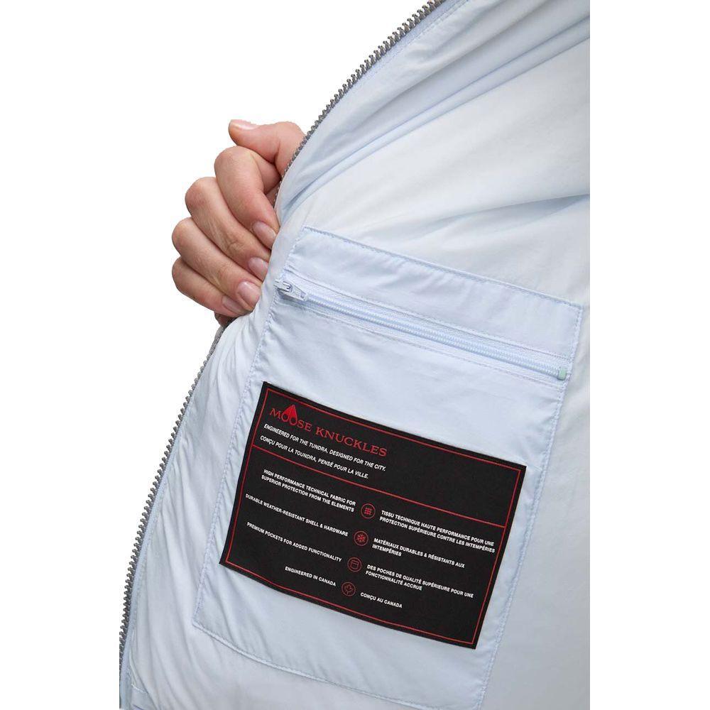 Front view with bag zipped and handles upright.