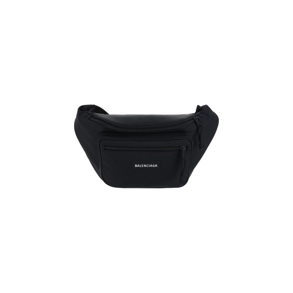Front view with bag zipped and handles upright.