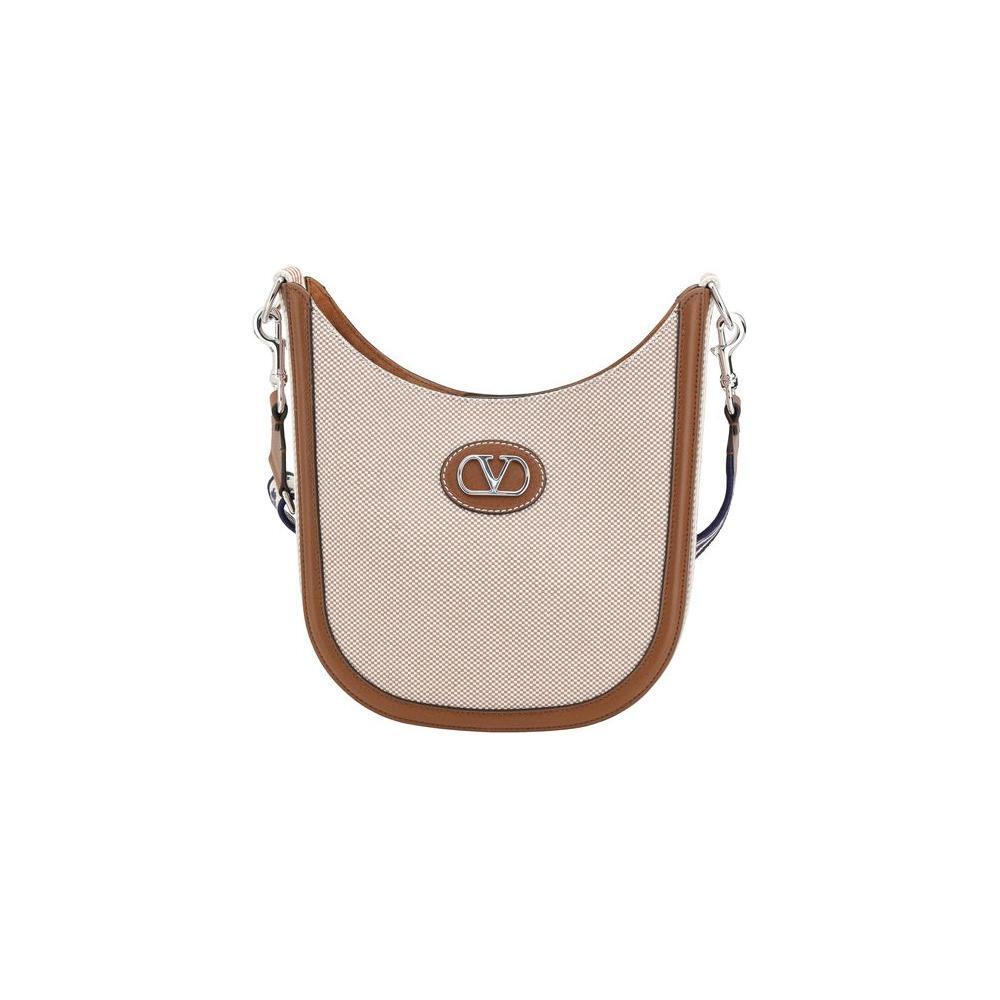 Front view with bag zipped and handles upright.