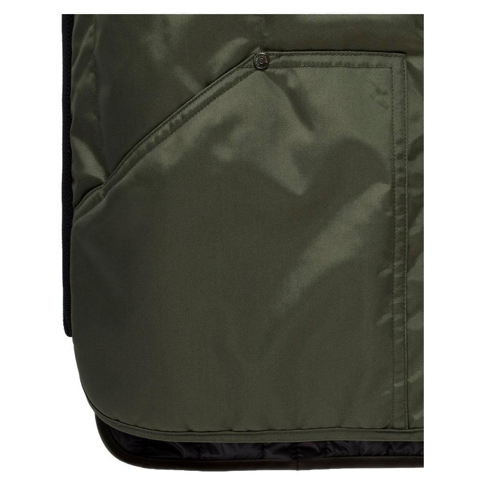 Front view with bag zipped and handles upright.