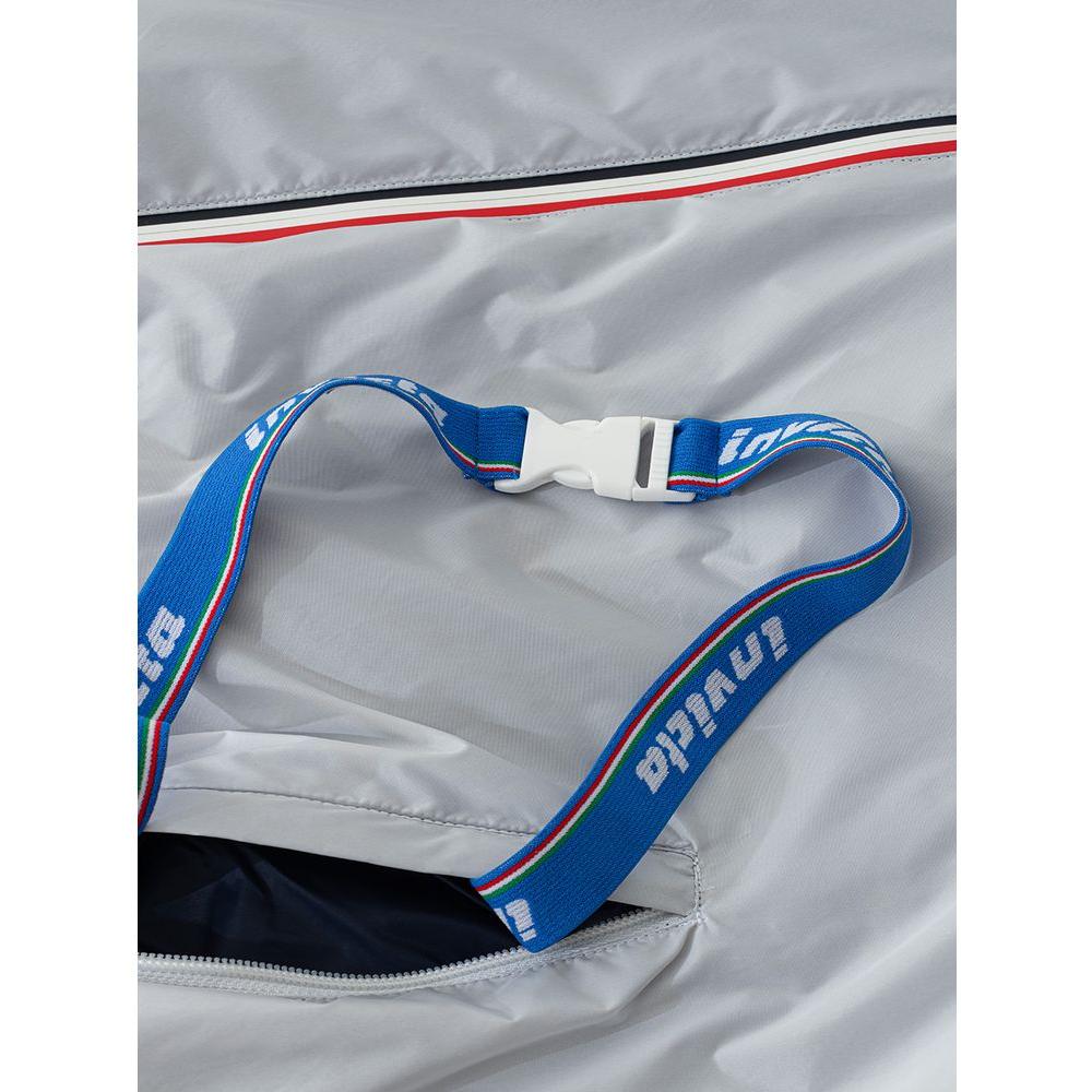 灰色聚酰胺夹克