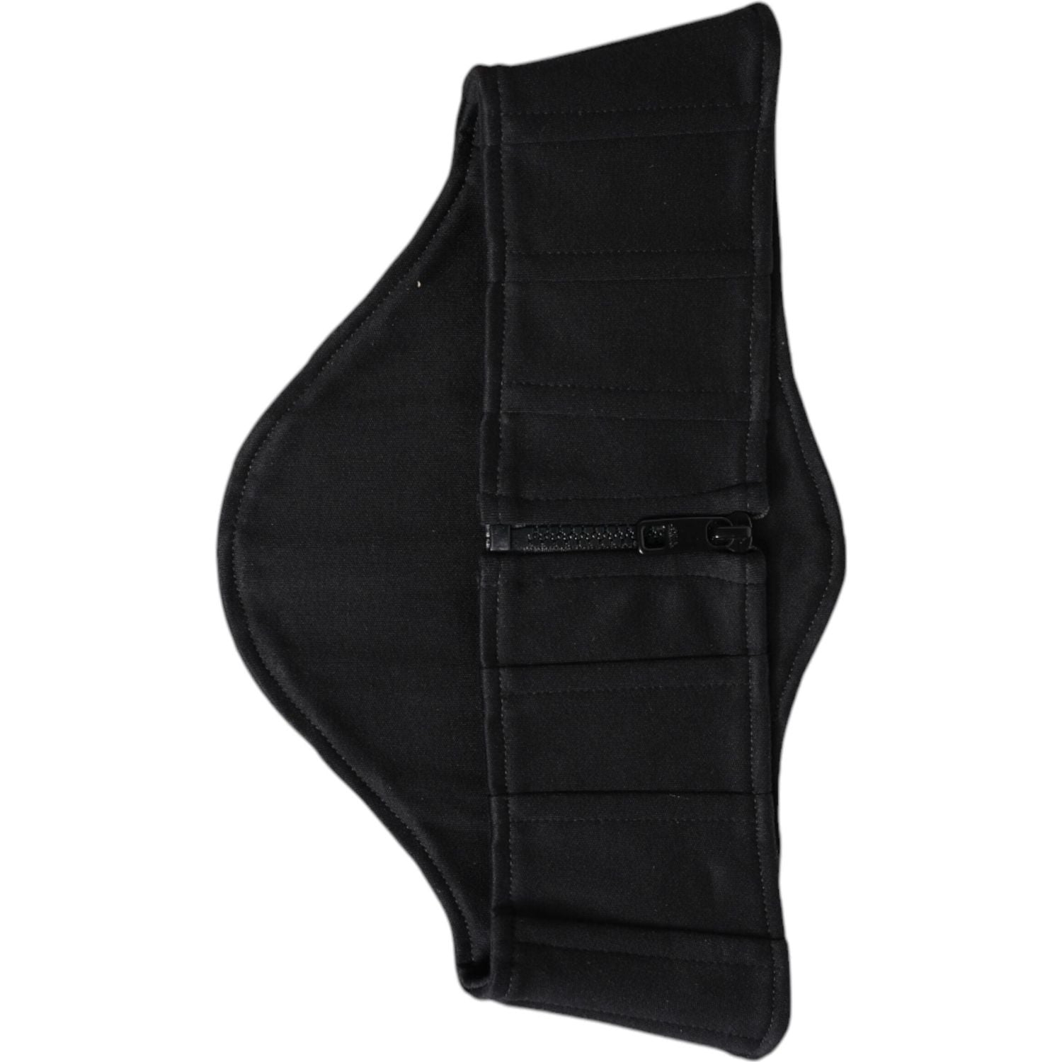 Front view with bag zipped and handles upright.
