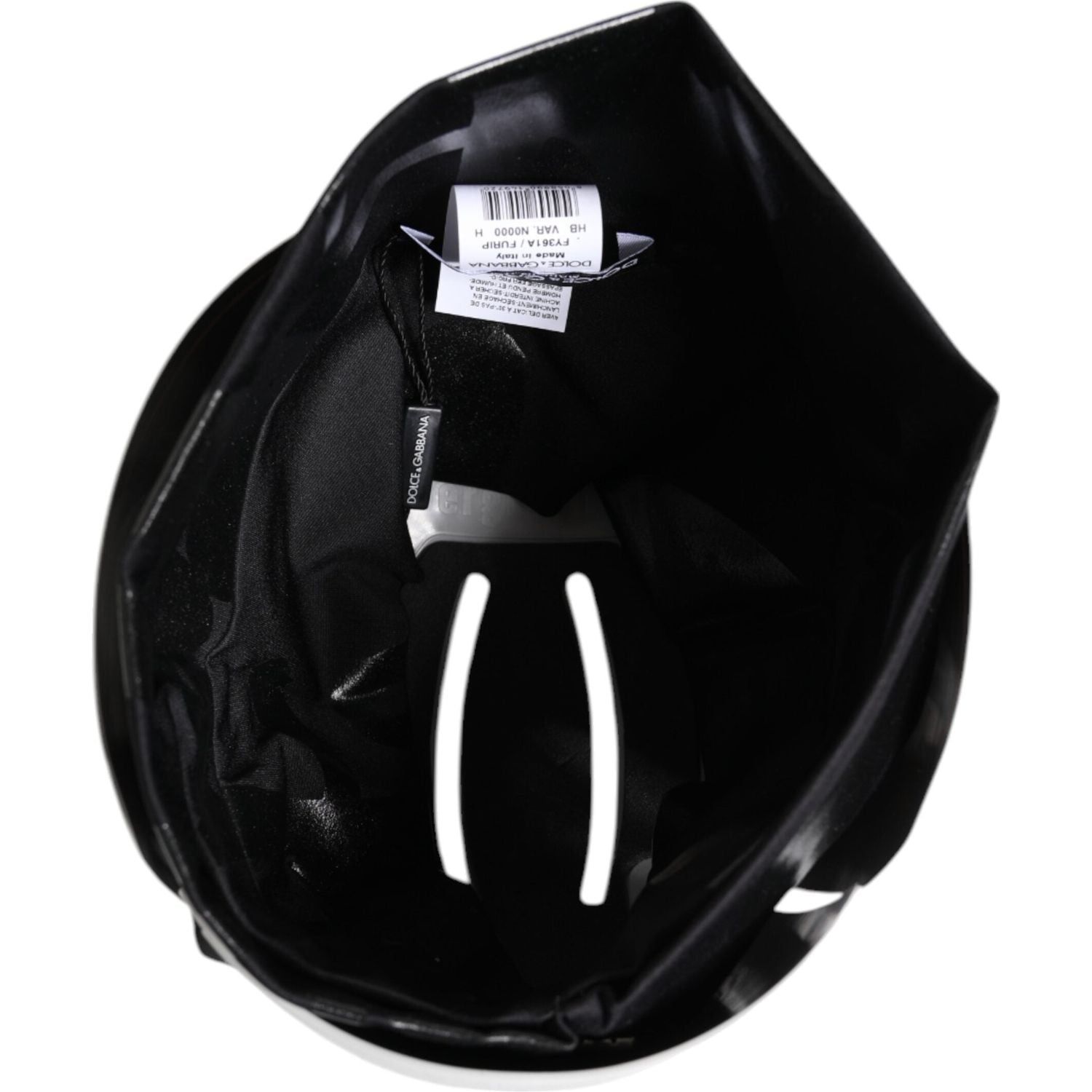 Front view with bag zipped and handles upright.