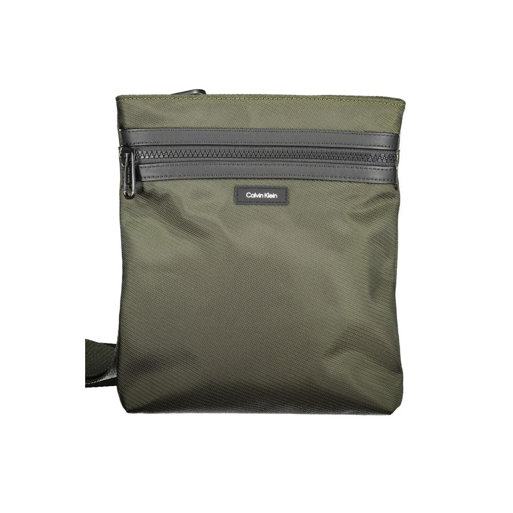 Front view with bag zipped and handles upright.