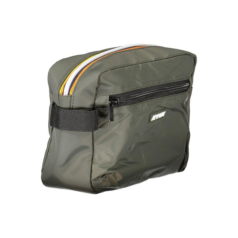 Front view with bag zipped and handles upright.