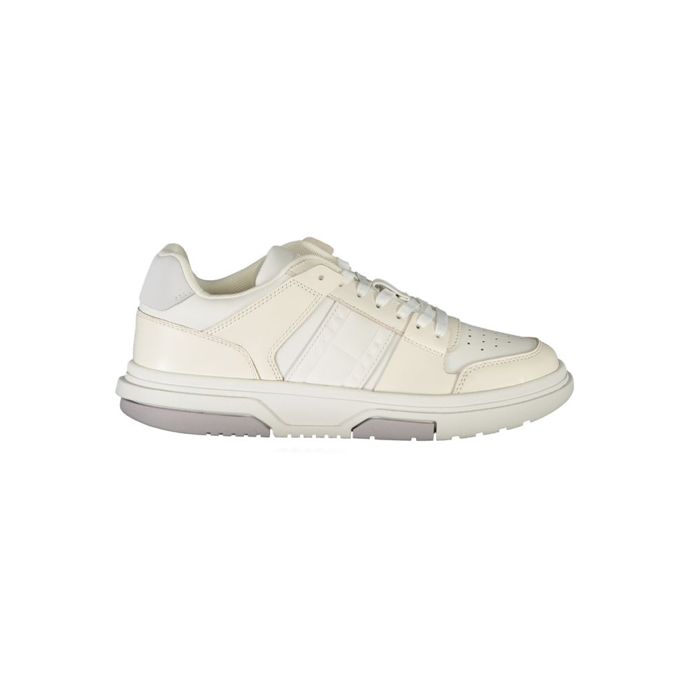 Tommy Hilfiger White Polyester Sneaker with laces and contrast details.