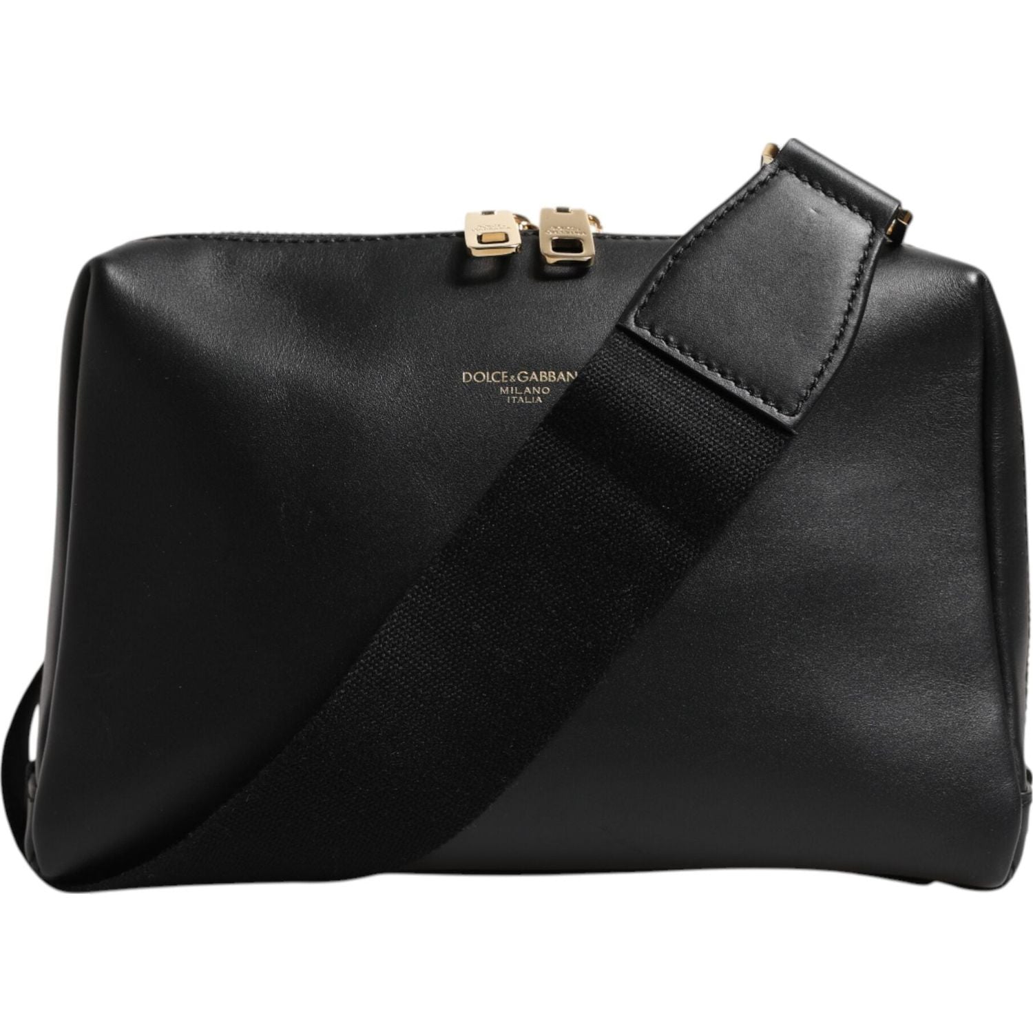 Front view with bag zipped and handles upright.