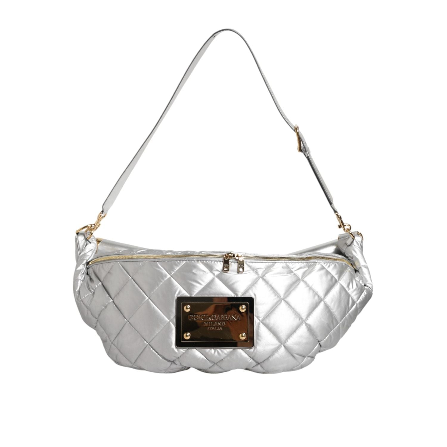 Front view with bag zipped and handles upright.