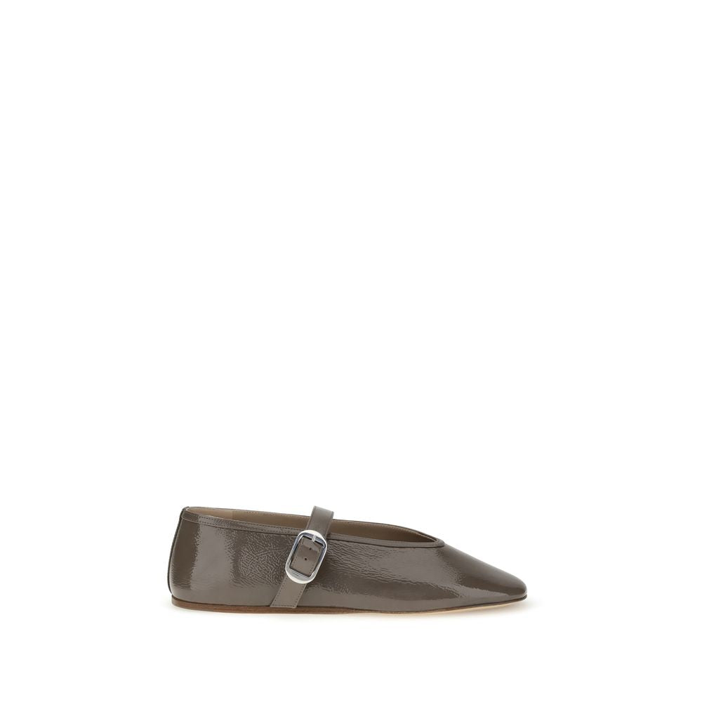 Le Monde Béryl Brown Calf Leather Bos Taurus Ballet Flats with an adjustable strap and beveled toe design for elegance and comfort.