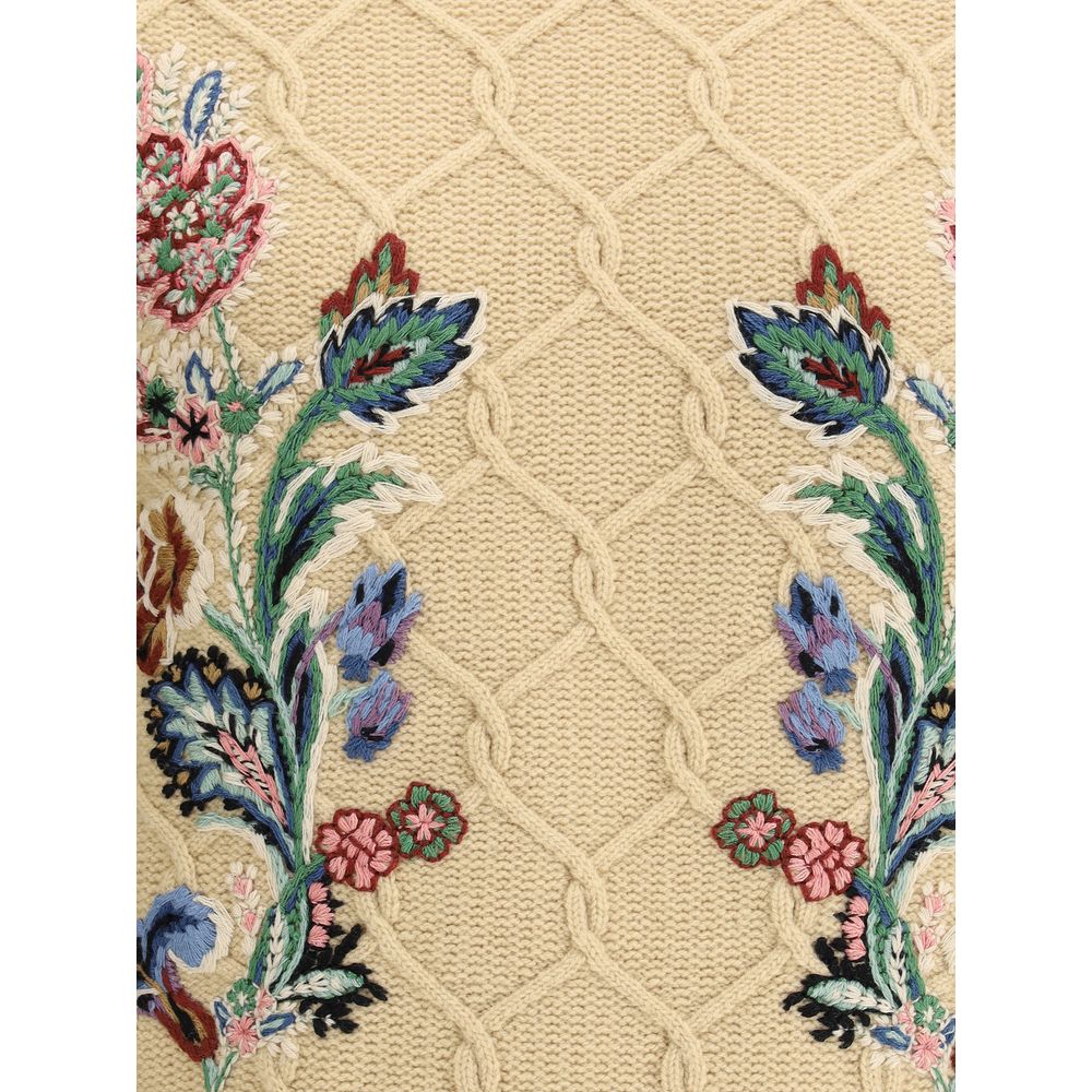 Detailed view of Etro Beige Wool Sweatshirt with floral embroidery on knitted texture, crafted from 90% wool and 10% cashmere.