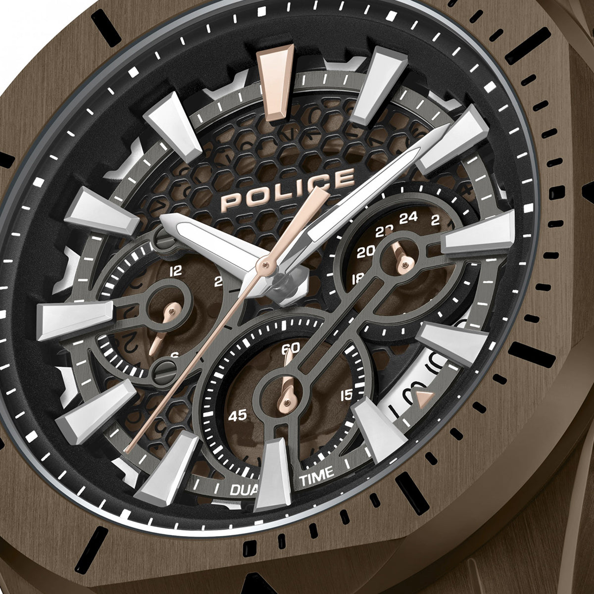 Close-up of POLICE WATCHES Mod. PEWGF0054502 watch face with dual time feature
